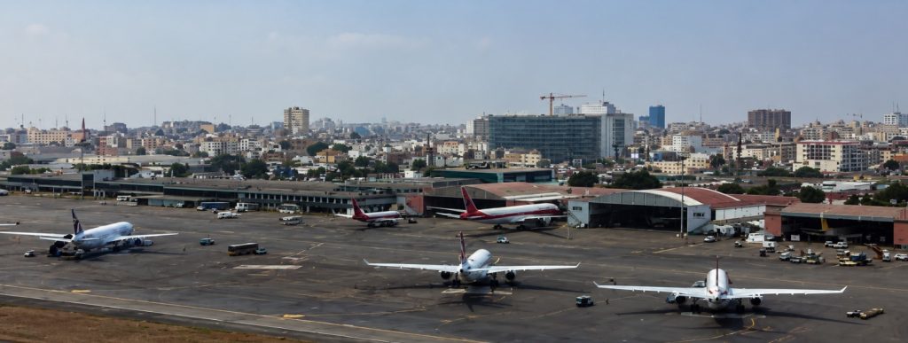Aeroportos de Angola na Contramão do Mundo: Altas Taxas Evidenciam Governo Desatualizado Frente ao Comércio Internacional