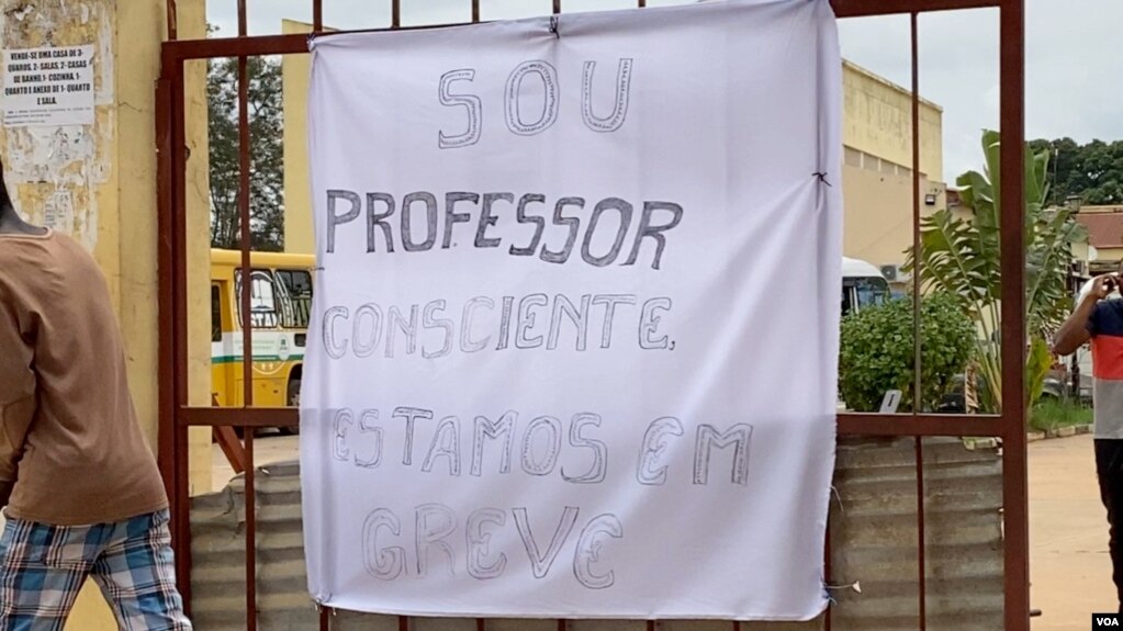 SINPROF acusado de falhar duas greves: professores não querem falhar pela terceira vez