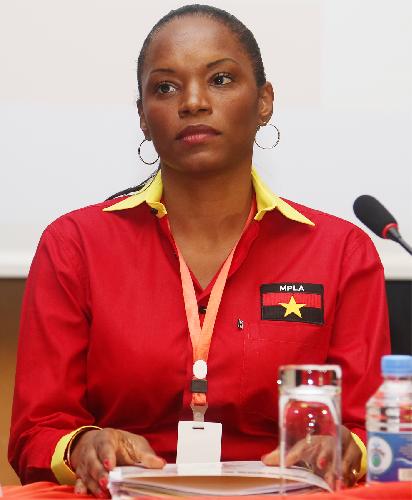 Tchizé dos Santos critica entraves às candidaturas no MPLA e defende direito de escolha dos militantes