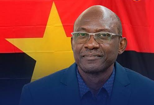 António Venâncio ganha espaço no debate sobre sucessão no MPLA
