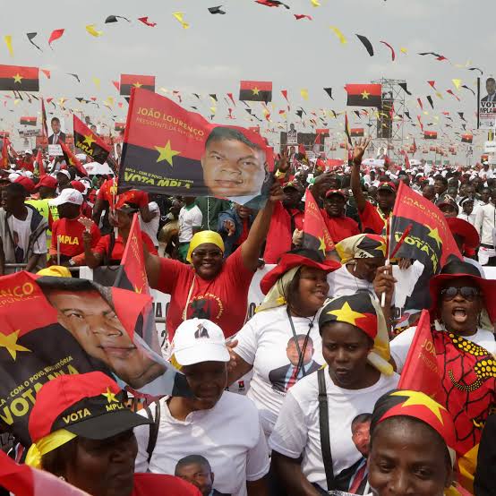 Disputa no MPLA: Quem vai claudicar?