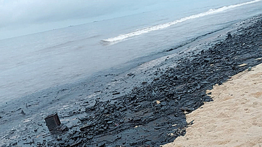 Zaire:Petrolíferas e autoridades escondem dimensão dos derrames de petróleo na costa angolana