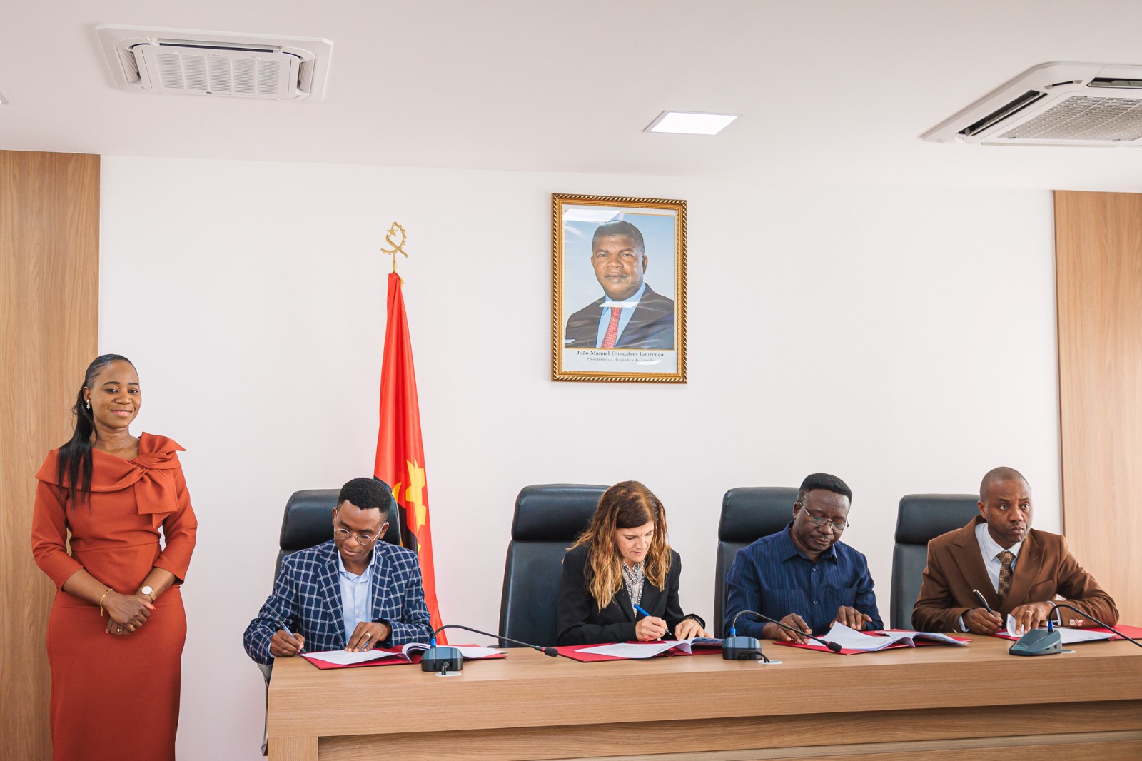 Educação e Sustentabilidade: MCA Avança com Escolas Sustentáveis Integradas em Projectos de Eletrificação em Angola