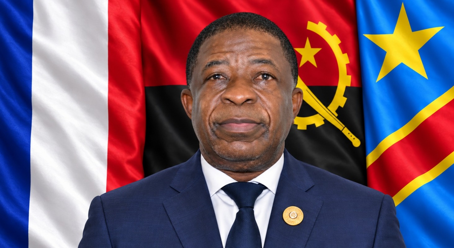 As Três Nacionalidades de Paulo Pombolo o secretario geral do MPLA
