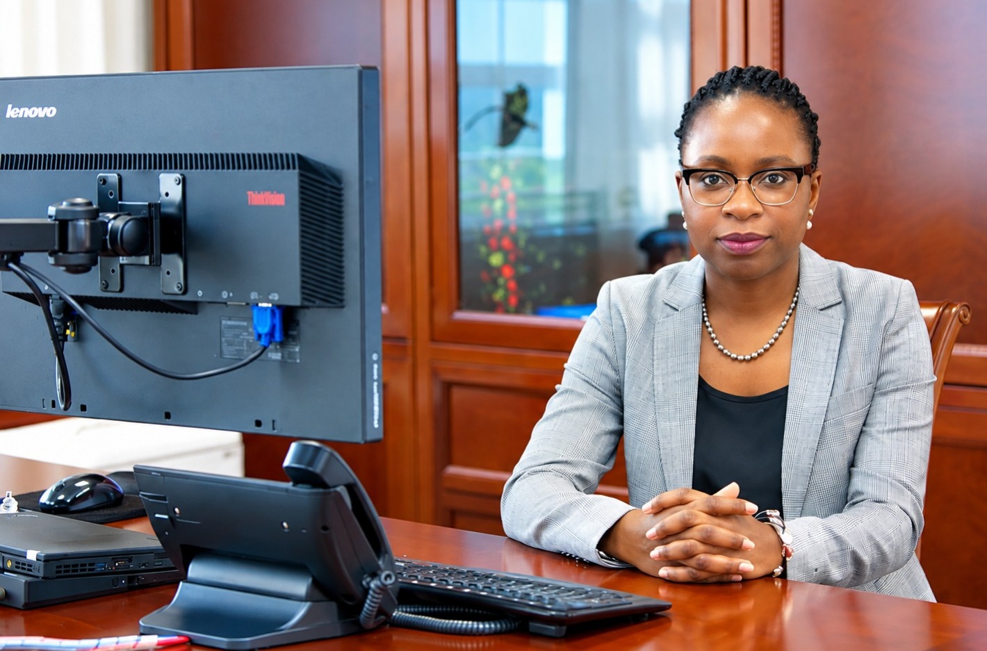 Ministra Vera Daves fracassou na  estabilidade das contas públicas contrasta com pobreza, desemprego e dificuldades sociais em Angola