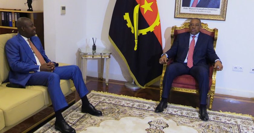 ENCONTRO DE CORTESIA E TRABALHOS INTERNOS MARCAM O PRIMEIRO DIA DE TRABALHO DO MOVANGOLA NO CUANZA SUL