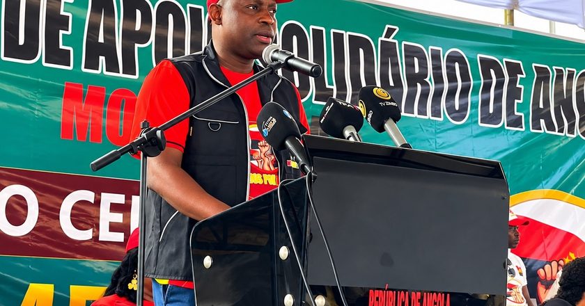 Lançamento do Projecto “Unidos Por Angola” do MOVANGOLA Abarrota o Multiuso Artur da Cunha na Gabela