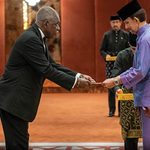 Florêncio de Almeida apresenta cartas credenciais ao Sultão do Brunei e formaliza representação diplomática de Angola